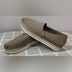 Bobs Skechers Breeze Taupe Canvas Womens Casual Sz 8 Shoes Memory Foam Insoles